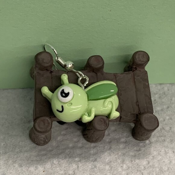 Grasshopper Earrings, Locust Earrings, Insect Earrings, Gift Idea, Silly Earring - Picture 6 of 7